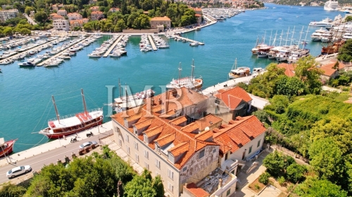 Office building app. 885 m2 with a sea view | Dubrovnik