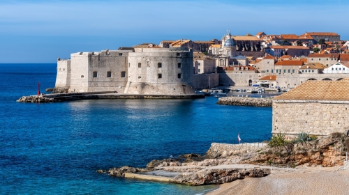 Stan cca 88 m2 | Prekrasan pogled na more i Stari grad | Potencijal!! | Dubrovnik