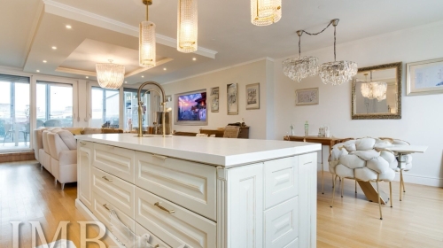 ZAGREB, VRBANI | LUKSUZAN PENTHOUSE 210 m2 UZ JARUNSKO JEZERO 