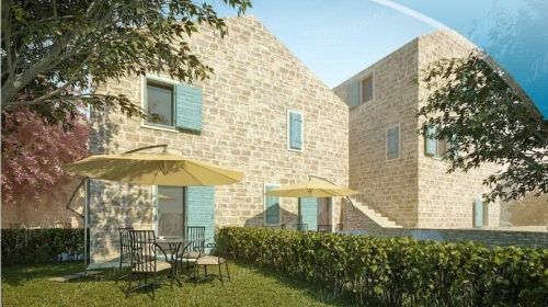 Building land of 2.052 m2 with a project 